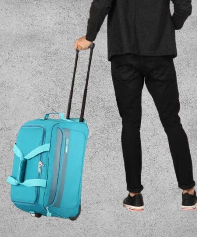 American Tourister small duffle teal 1