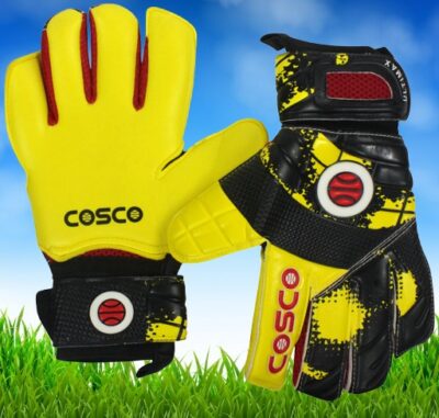 Football Ultimax Goalkeeper Gloves (Code:39003)