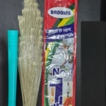 Broom 3 (300 Gram ) Pet Filament Pieces in box - 50