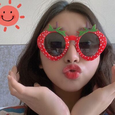 Strawberry Shaped Party Glasses (SB-1)