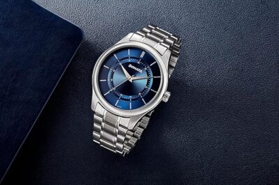 Sonata Quartz Analog Blue Dial Silver Stainless Steel Strap Watch for Men