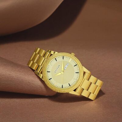 Titan Analog Gold Dial Men's Watch NM1650YM04/NN1650YM04/NP1650YM04