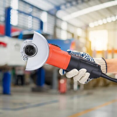 BLACK+DECKER G650-IN, 650W 4''/100mm Angle Grinder (Corded) for Grinding, Polishing and Cutting with Spindle Lock and Slide switch, 1 Year Warranty (SIDE HANDLE INCLUDED)