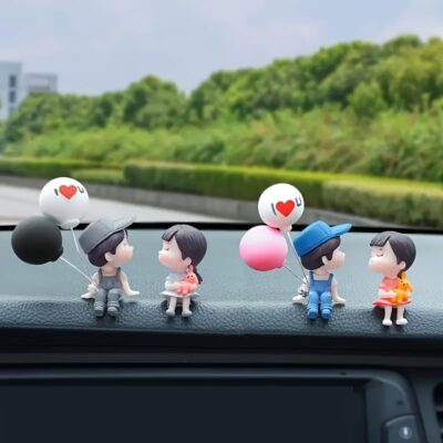 Plastic Car Dashboard Accessories Cute Cartoon Couples Action Figure Figurines Balloon Ornament Car Toys Auto Interior Dashboard Accessories Decoration. (Multi-Color), 8 cm, 4 cm