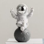 Street27 Astronaut Figurine – Resin Space Showpiece for Home & Car Décor