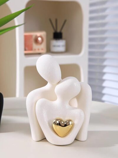 Street27 Hugging Couple Romantic Figurine – White Decor Showpiece