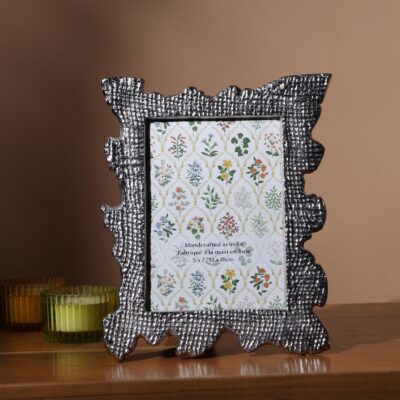 CASADECOR Royal Ruvee Silver Aluminium Photo Frame (5x7 Inch)