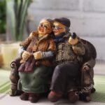 CraftVatika Dada-Dadi Romantic Couple Showpiece – Polyresin Home Decor (14 x 8.9 cm)