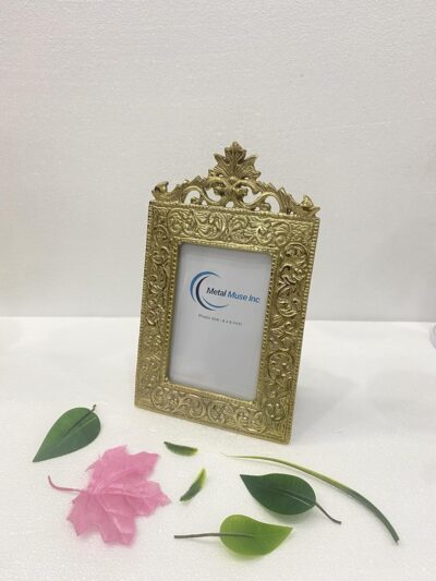 Metal Muse Inc Vintage Ornate Photo Frame 4x6 Inch | Decorative Gold Aluminium Picture Frame for Tabletop & Shelf | Antique Finish, Frame Size 10.75x6.5 Inch | Ideal for Home, Office & Gifting