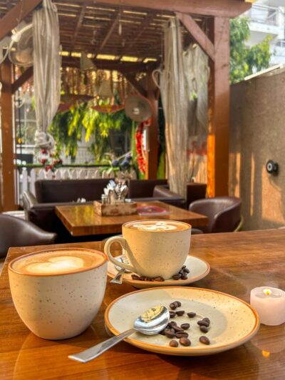 'Classic White' Ceramic Cup and Saucer Set of 6 (250 ml) | Ceramic Tea & Coffee Cups with Saucers for Home, Office & Gifting | Microwave & Dishwasher Safe Ceramic Cup for Tea, Chai & Coffee