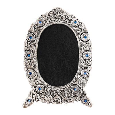NM Aluminium Silver-Plated Oval Tabletop Photo Frame with Glass Beads (17x24 cm)