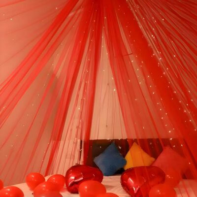 Red Nylon Decoration Net – 5x1.5m Reusable Backdrop Cloth