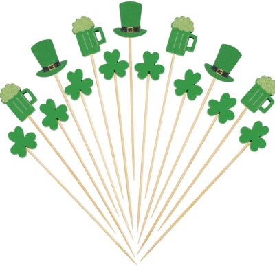 DERAYEE 150 Pcs St Patrick's Day Cocktail Sticks, 4.7 Inch Shamrock Disposable Bamboo Sandwich Fruit Toothpicks for Appetizers St. Patrick's Day Party (Irish Green Hat, Green Beer, Clover)