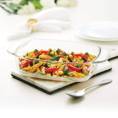 Borosil 1.5 L Baking & Serving Square Shape Dish with Handle | Borosilicate Glass Bakeware and Serve ware Casserole Dish Tray | Microwave, Oven & Dishwasher Safe Bowl | Transparent Container